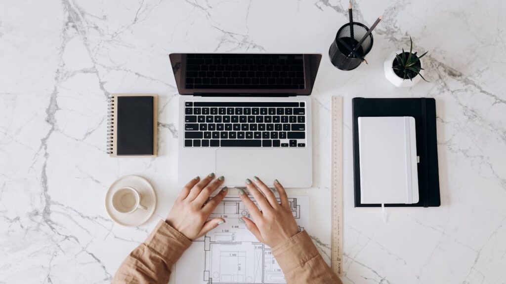Freelance Digital Marketing Services from the Philippines Laganson Digital Solutions offers professional digital marketing services in the Philippines, combining creativity and strategy to elevate your brand identity. Let’s design your path to growth together.